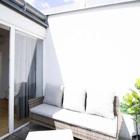 Appartamento Sunny & Cozy Penthouse With Balcony L Dg4'14 Vienna Esterno foto