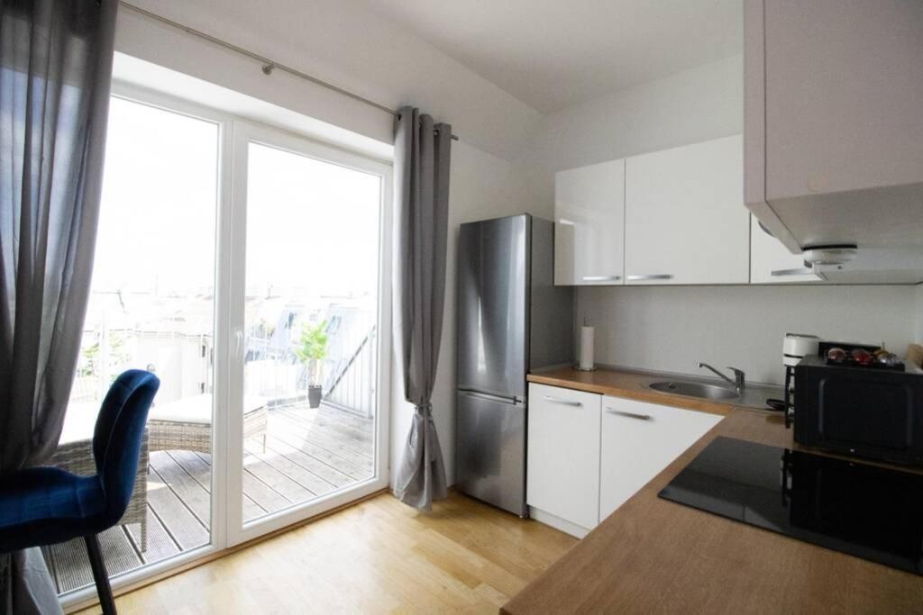 Appartamento Sunny & Cozy Penthouse With Balcony L Dg4'14 Vienna Esterno foto